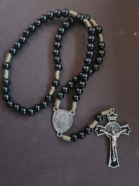 Drewniany duży Różaniec na szyję Matka Bożą Częstochowska