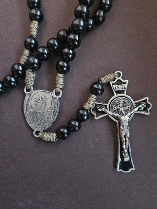 Drewniany duży Różaniec na szyję Matka Bożą Częstochowska