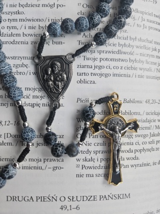 Różaniec agat trawiony czarny